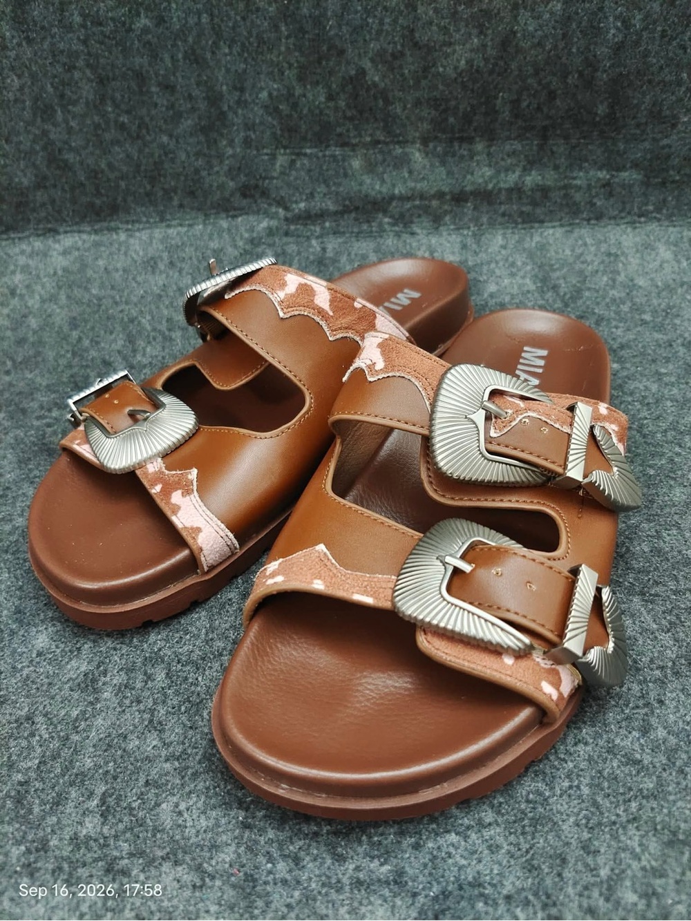 NWOB MIA Tibby Western Cow Print Double Buckle Slide Sandals Brown Pink Size 8